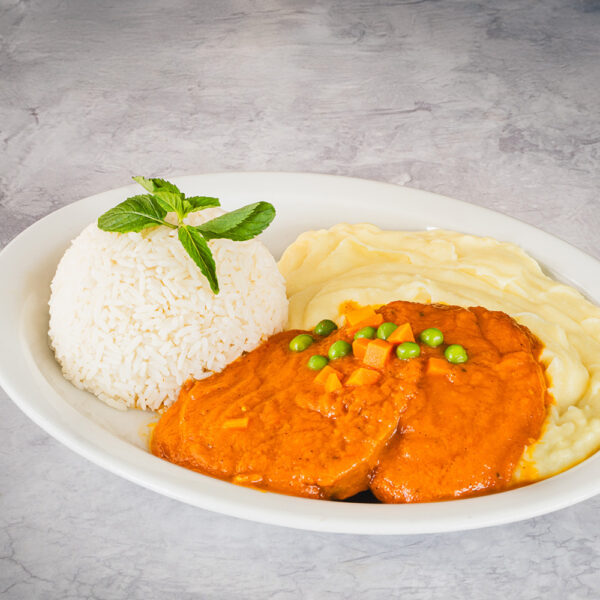 Asado de Res con Puré y Arroz