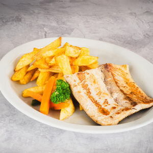 Filete de Pescado con Papas Fritas