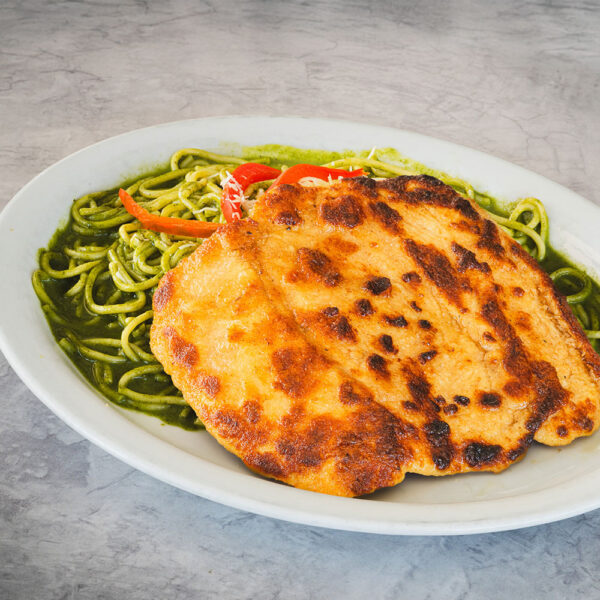 Pasta con Milanesa de Pollo